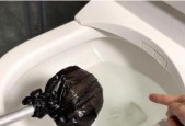 座便器堵了怎么办（家里厕所出现堵塞）