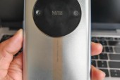 荣耀60充电器充电头的功率是多少瓦？