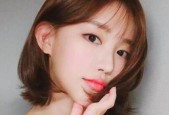 大脸女生的17款漂亮发型，让你更加迷人自信（17款适合大脸女生的时尚发型）