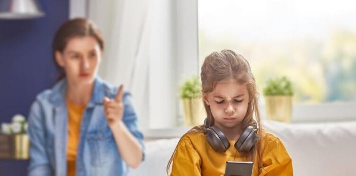 如何控制孩子玩手机的软件推荐（15款帮助家长管理孩子手机使用的优质应用）  第1张