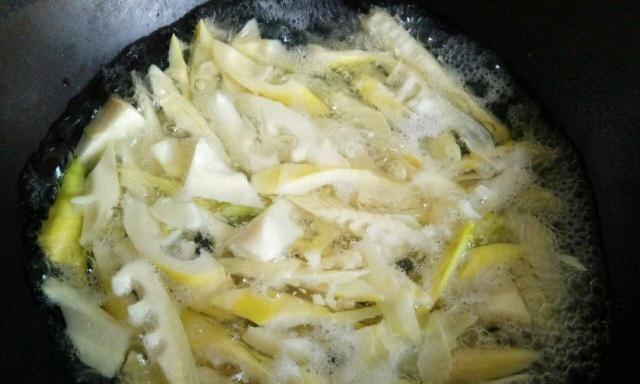 解决鲜冬笋涩味问题的方法（消除鲜冬笋涩味的有效技巧）  第2张