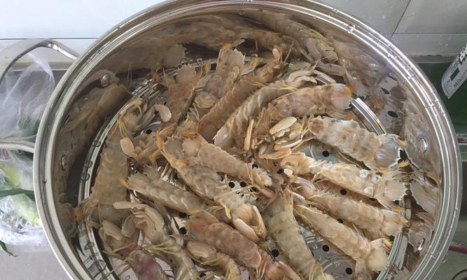 简单又美味的皮皮虾大全（轻松学会制作各种口味的皮皮虾）  第2张