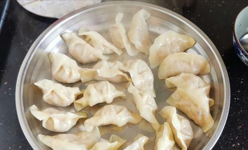 蒸烤一体机蒸的饺子和锅一样吗？视频讲解中有哪些要点？  第1张