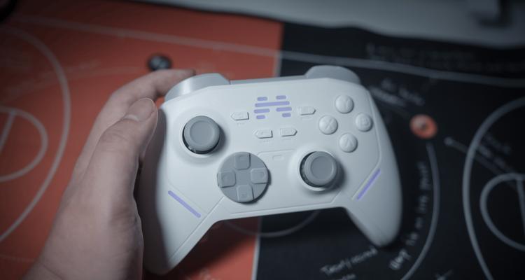 哪些FPS手游支持手柄操作？手柄操作的优势是什么？  第3张