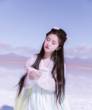 在茶卡盐湖如何用手机拍出汉服美照？  第1张
