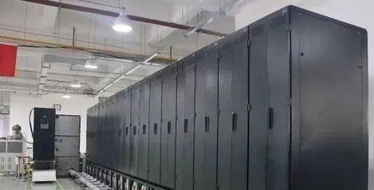 新款液冷服务器特点是什么？  第1张