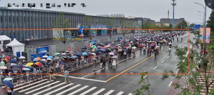 护航 2025 世界机器人大会，百度智能云泛政多模态大模型秀肌肉  第1张