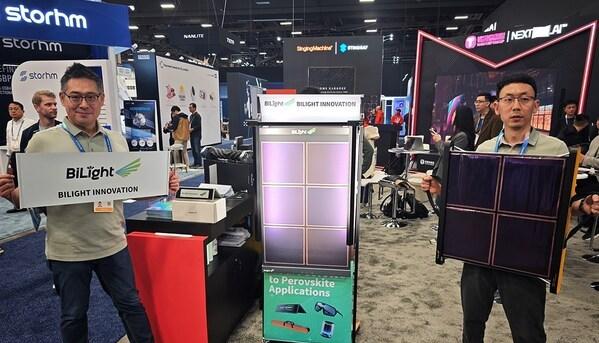 无感充电，永续续航！光翼创新全球唯一无锂电电子桌牌亮相 CES，引领办公绿色升级  第1张